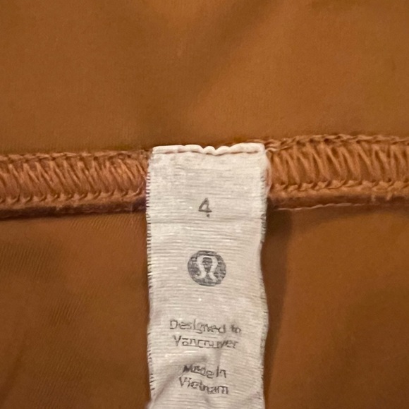 Lululemon instill high rise yoga tight - Picture 3 of 3